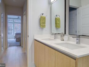 1309 E Street SE 12, Washington DC 20003