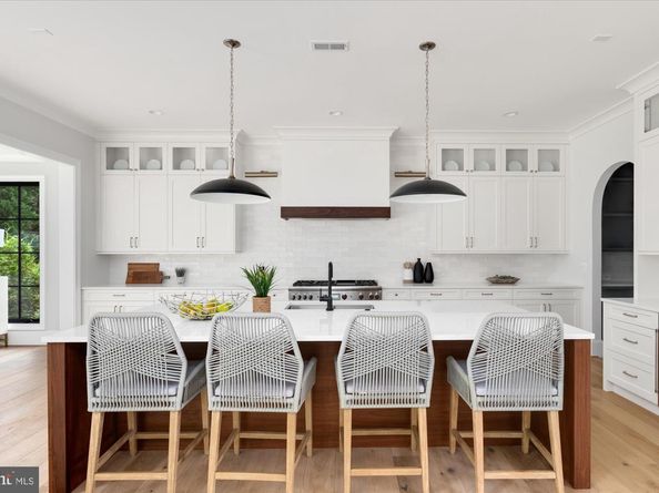 1446 Cola Drive, Mclean VA 22101