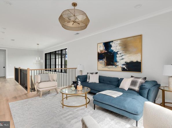 1446 Cola Drive, Mclean VA 22101