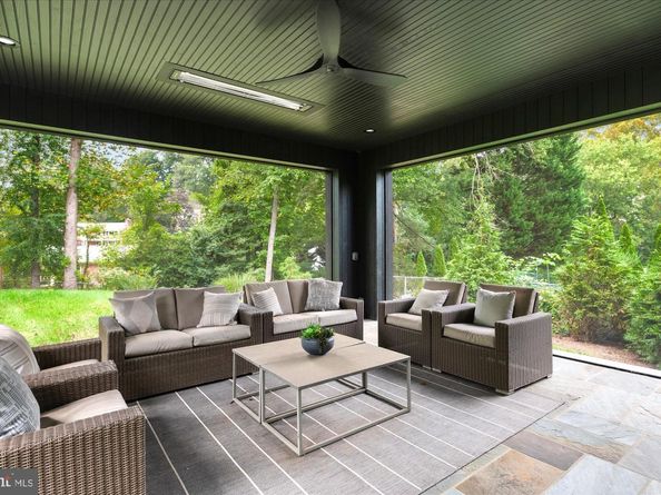 1446 Cola Drive, Mclean VA 22101