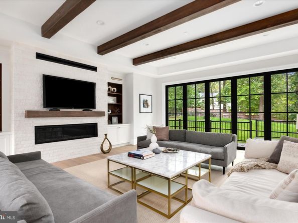 1446 Cola Drive, Mclean VA 22101
