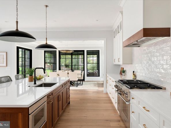 1446 Cola Drive, Mclean VA 22101