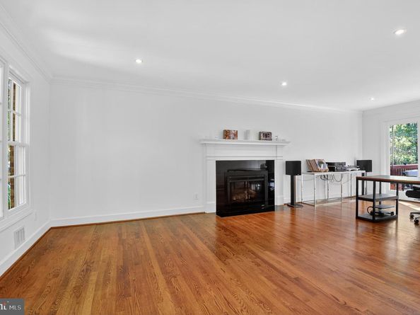 11813 Triple Crown Road, Reston VA 20191