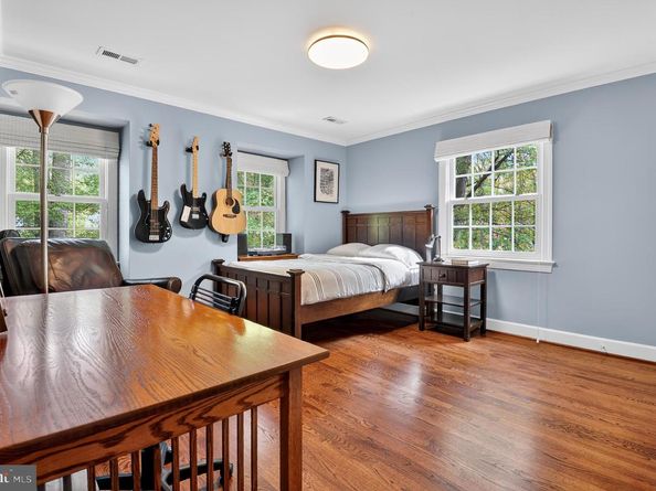 11813 Triple Crown Road, Reston VA 20191