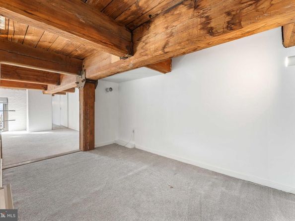 700 S 10TH Street 2F, Philadelphia PA 19147