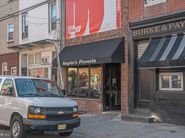 700 S 10TH Street 2F, Philadelphia PA 19147