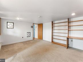 700 S 10TH Street 2F, Philadelphia PA 19147