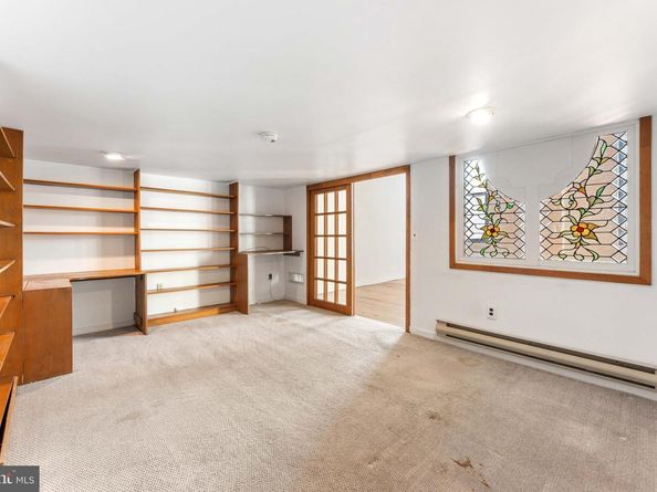 700 S 10TH Street 2F, Philadelphia PA 19147
