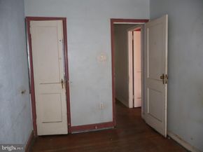 6904 Ardleigh Street, Philadelphia PA 19119