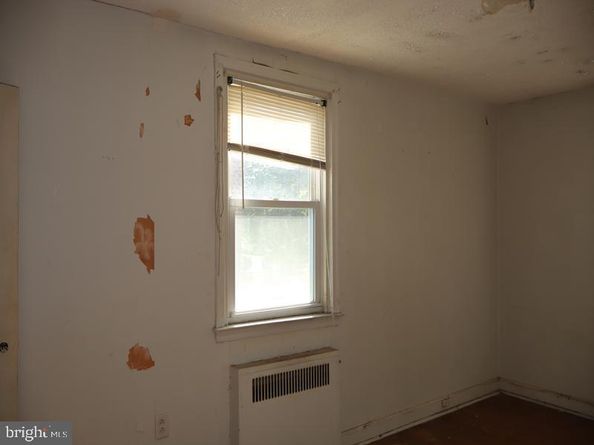 6904 Ardleigh Street, Philadelphia PA 19119