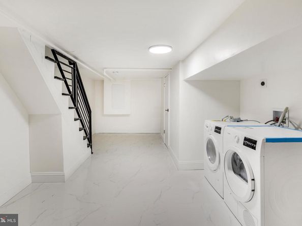 505 Greenwich Street, Philadelphia PA 19147