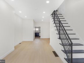 505 Greenwich Street, Philadelphia PA 19147