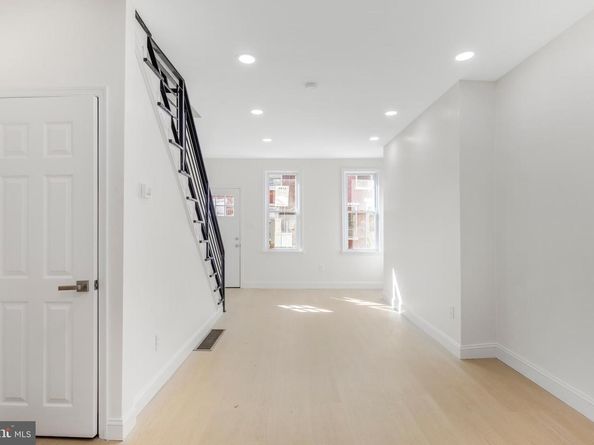 505 Greenwich Street, Philadelphia PA 19147