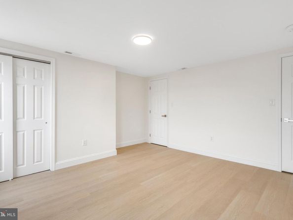 505 Greenwich Street, Philadelphia PA 19147