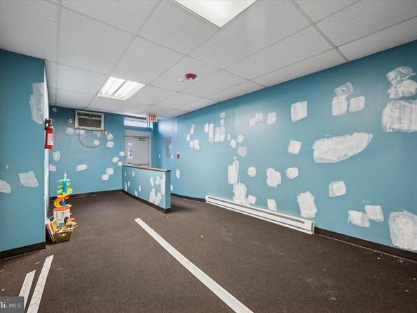37 S 60TH Street, Philadelphia PA 19139