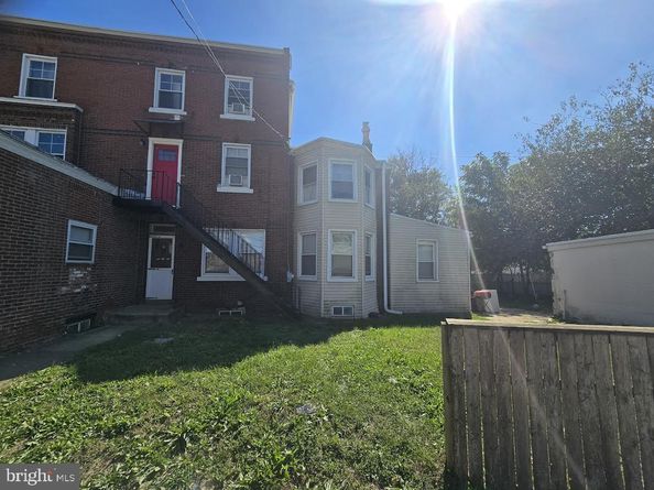82 N Sycamore Avenue, Clifton Heights PA 19018