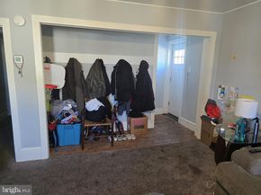 82 N Sycamore Avenue, Clifton Heights PA 19018