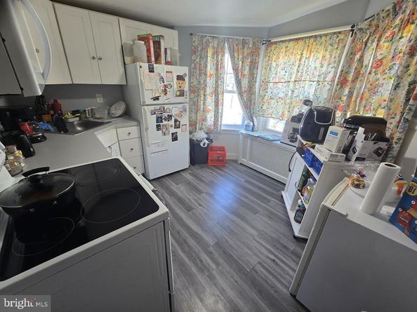 82 N Sycamore Avenue, Clifton Heights PA 19018