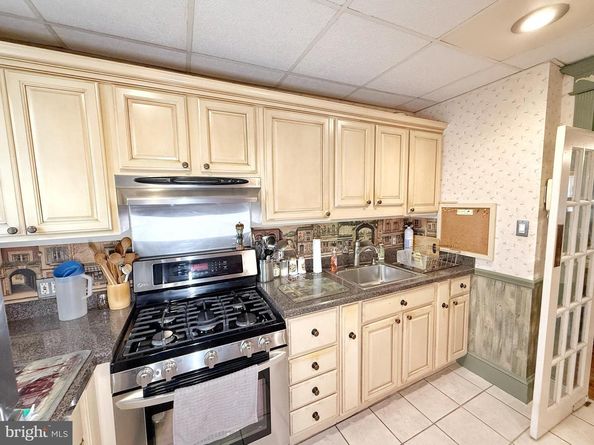 1133 Winton Street, Philadelphia PA 19148