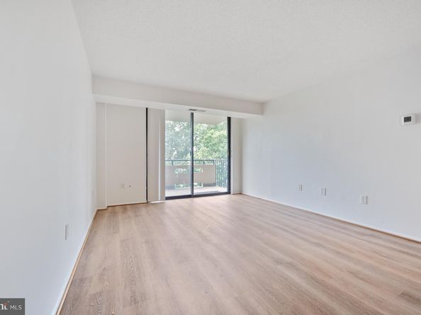 1808 Old Meadow Road 1115, Mclean VA 22102