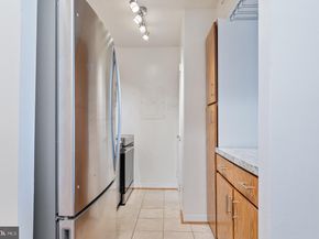 1808 Old Meadow Road 1115, Mclean VA 22102
