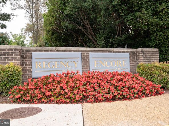 1808 Old Meadow Road 1115, Mclean VA 22102