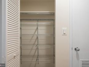 1808 Old Meadow Road 1115, Mclean VA 22102