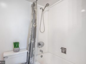 1808 Old Meadow Road 1115, Mclean VA 22102