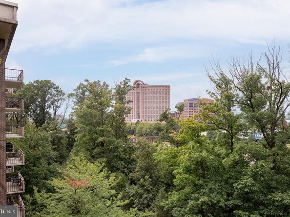 1808 Old Meadow Road 1115, Mclean VA 22102