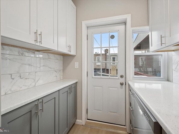 832 Kenmore Road, Philadelphia PA 19151