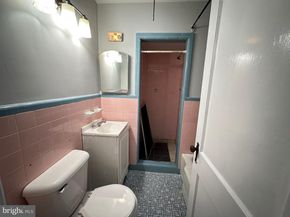 3237 Tyson Avenue, Philadelphia PA 19149