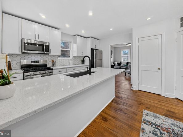 832 Delafield Street NE, Washington DC 20017