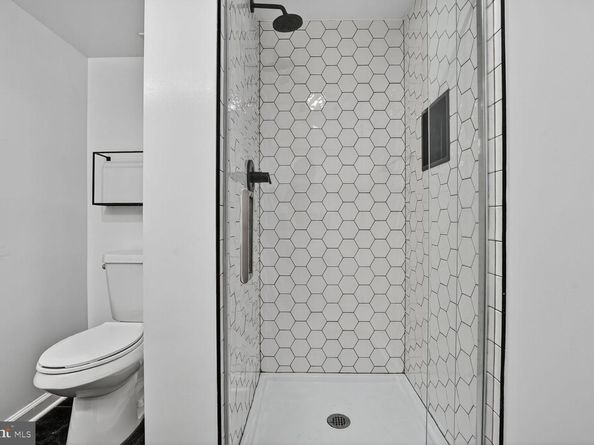 832 Delafield Street NE, Washington DC 20017