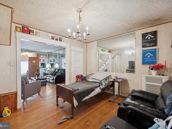 1123 Windrim Avenue, Philadelphia PA 19141