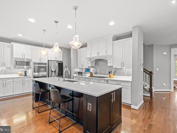 9091 Bear Branch Place, Fairfax VA 22031