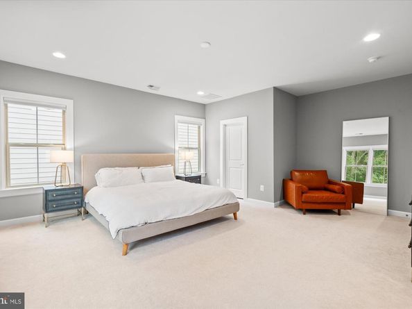 9091 Bear Branch Place, Fairfax VA 22031