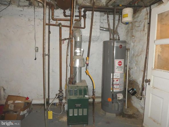 5920 N Beechwood Street, Philadelphia PA 19138