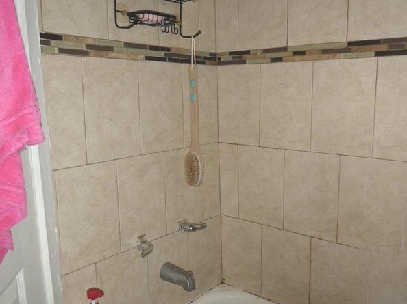 5920 N Beechwood Street, Philadelphia PA 19138