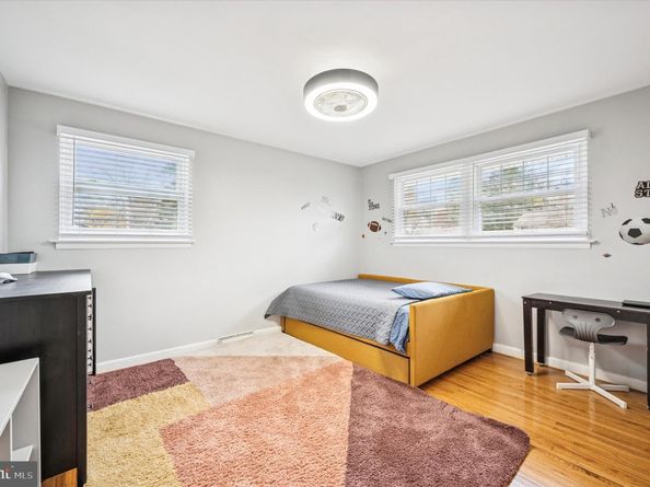 7410 Richards Road, Elkins Park PA 19027