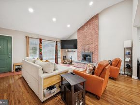 7410 Richards Road, Elkins Park PA 19027