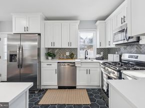 352 Lakeview Avenue, Drexel Hill PA 19026