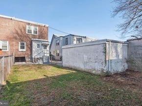 352 Lakeview Avenue, Drexel Hill PA 19026