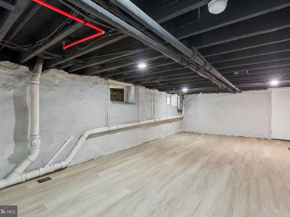 352 Lakeview Avenue, Drexel Hill PA 19026