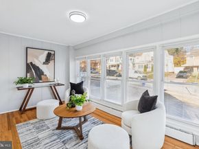 352 Lakeview Avenue, Drexel Hill PA 19026