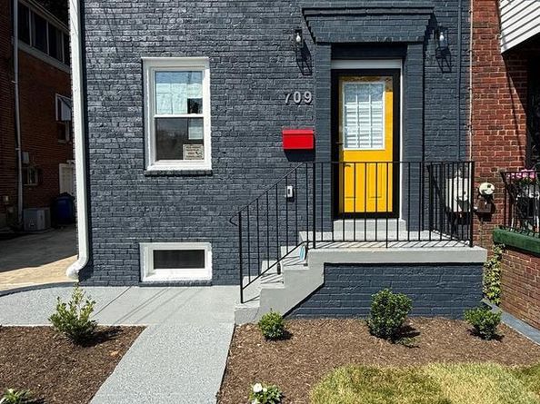 709 Adrian Street SE, Washington DC 20019