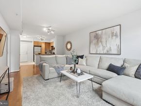 1021 N Garfield Street 233, Arlington VA 22201