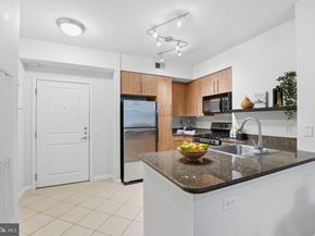 1021 N Garfield Street 233, Arlington VA 22201