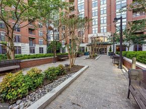1021 N Garfield Street 233, Arlington VA 22201