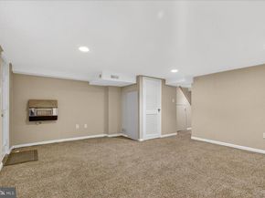 9865 Garvey Drive, Philadelphia PA 19114