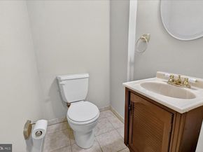 9865 Garvey Drive, Philadelphia PA 19114